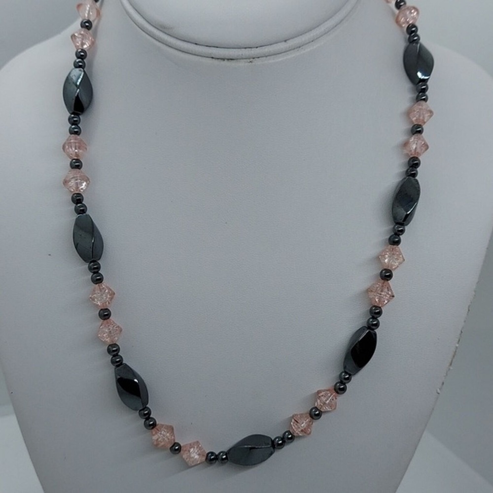 Hematite and pink bead necklace